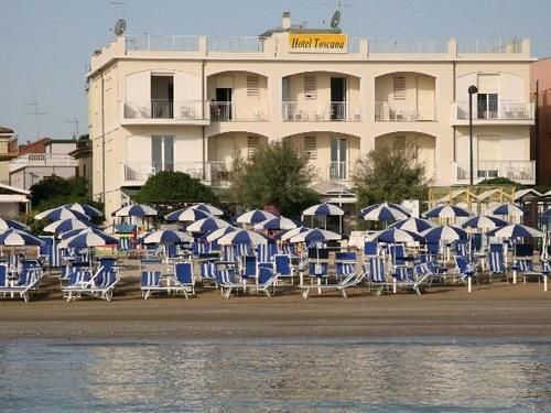 Hotel Toscana Marotta Εξωτερικό φωτογραφία